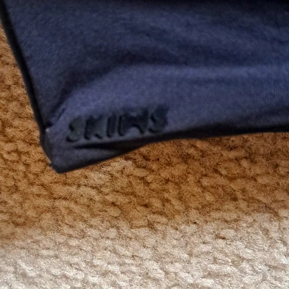 SKIMS WIRELESS LIGHTLY LINED BRA   32B - Picture 6 of 8